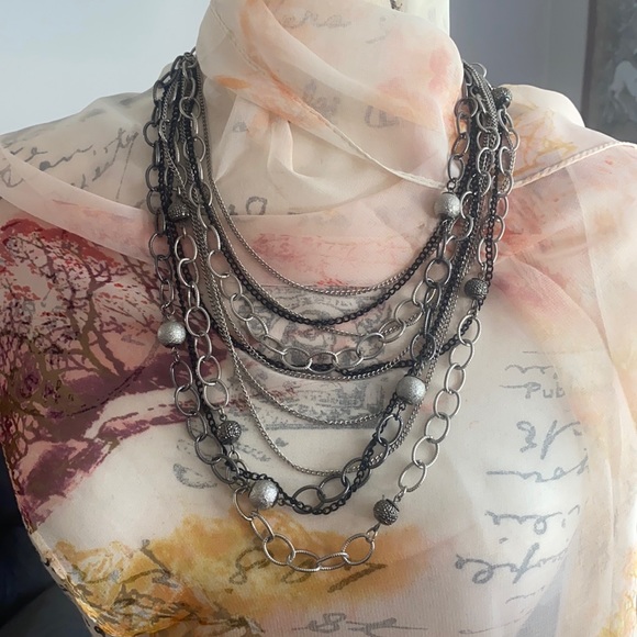 🌻2/$10.00🌻Mixed Metal Multi Strand Necklace - Picture 1 of 2